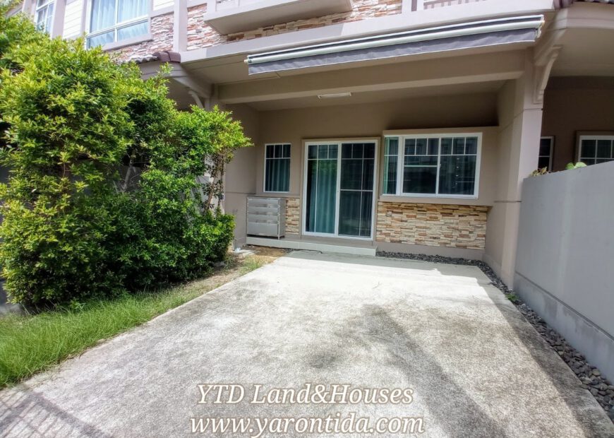 Townhome for rent @ Indy 3 Bangna Km.7 House facing East. (Fully furnished)